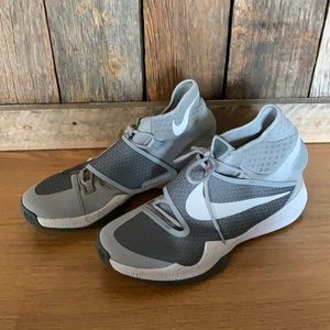 Hyperrev Nike tennis shoes